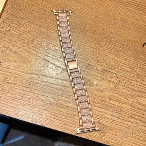 Rose Gold Diamond Apple Watch band! Works with series 3 or higher! 😊